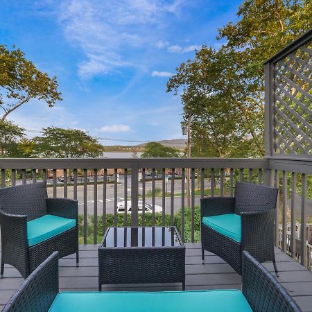 Deck View Of Hudson River & Mt Beacon / Boho Suite Newburgh Buitenkant foto